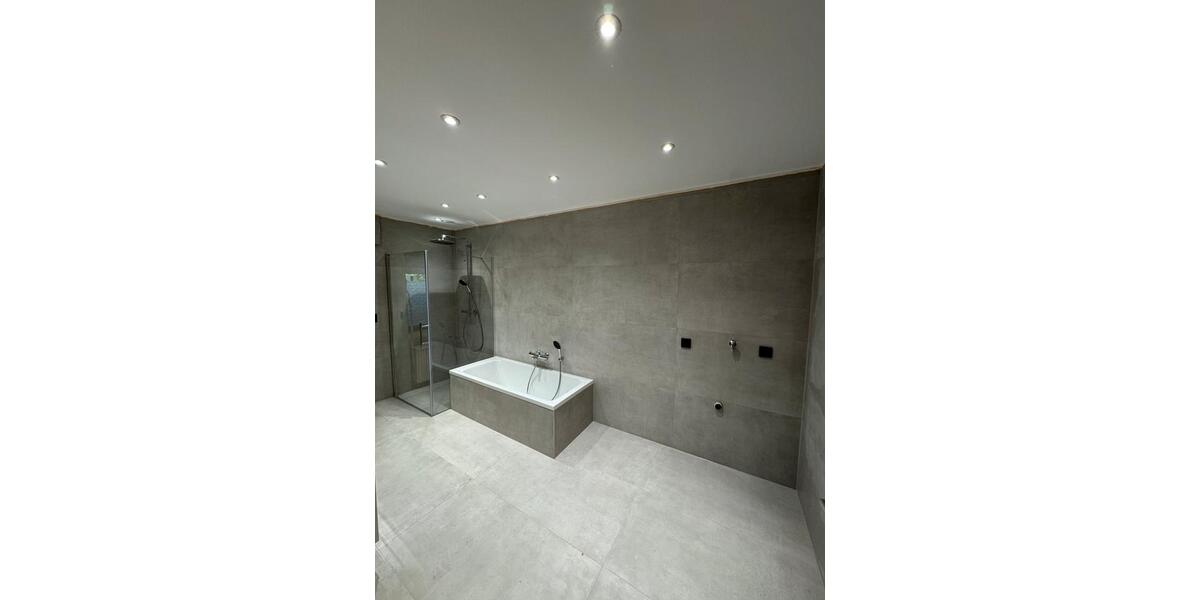 Erdgeschoßwohnung Kreuztal - 2 Zimmer, 95 m&sup2;, 900&euro; | Angebot:26691964