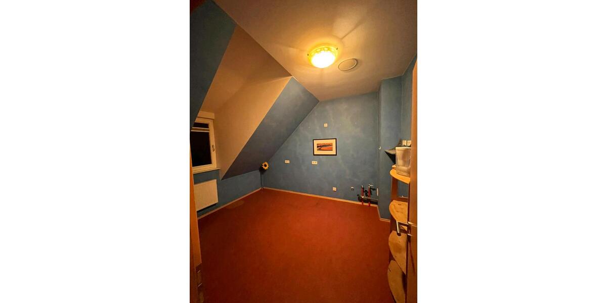 Dachgeschoßwohnung Tann (Rhön) - 6 Zimmer, 120 m&sup2;, 600&euro; | Angebot:24733668