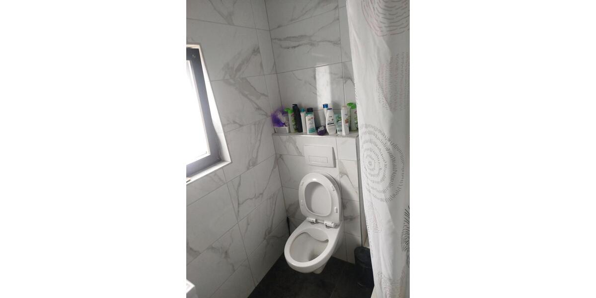 Wohnen auf Zeit Babenhausen - 7 Zimmer, 12 m&sup2;, 550&euro; | Angebot:24957526