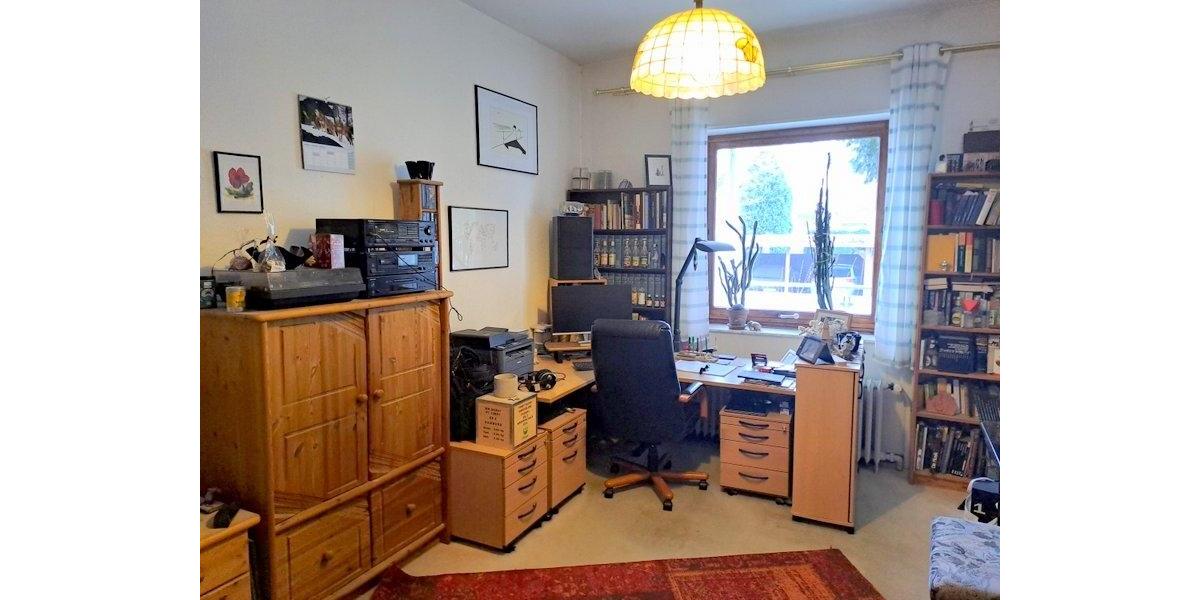 Tolle 3,5 Zimmerwohnung mit Südbalkon ca. 105 m² Wfl. in Löhne Melbergen mit Carportplatz 4 zimmer