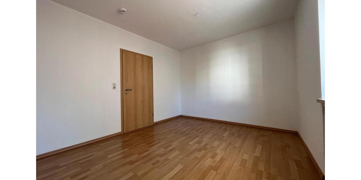 Etagenwohnung Buchloe - 3 Zimmer, 84 m&sup2;, 1.100&euro; | Angebot:26040540