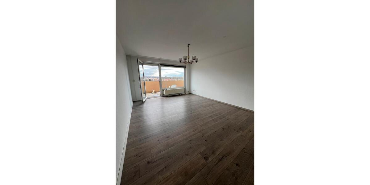 Etagenwohnung Bischofsheim - 2 Zimmer, 63 m&sup2;, 1.250&euro; | Angebot:26613022