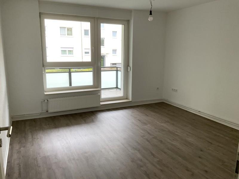 Frische sanierte Wohnung für Singles und Paare zimmer