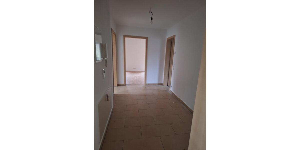 Etagenwohnung Kamenz - 3 Zimmer, 90 m&sup2;, 790&euro; | Angebot:24975407