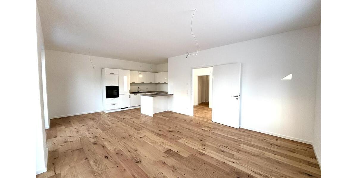 Erdgeschoßwohnung Sindelfingen - 2 Zimmer, 89 m&sup2;, 1.380&euro; | Angebot:24400067