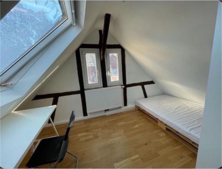 3 Zimmer in 5-er WG frei (ab sofort) 5 zimmer