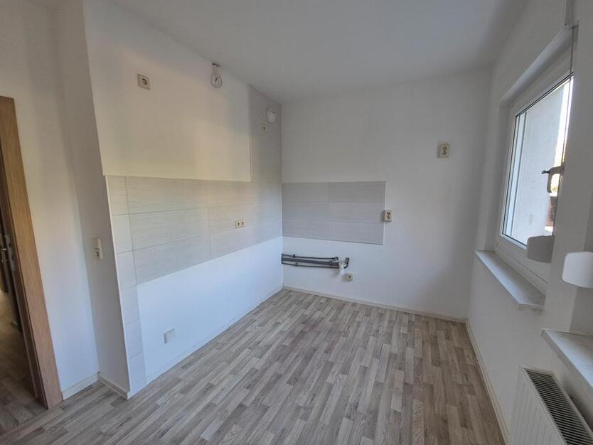 Renovierte 4-Zimmer-Wohnung im Erdgeschoss zu vermieten