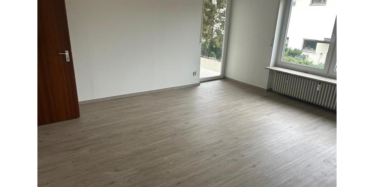 Erdgeschoßwohnung Bad Kissingen - 4 Zimmer, 100 m&sup2;, 850&euro; | Angebot:25084697