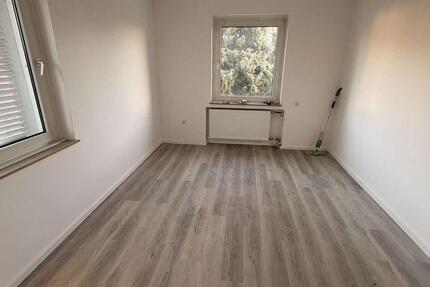 Frisch sanierte 4-Zimmer Wohnung mit Balkon in zentraler Lage von Herford 4 zimmer