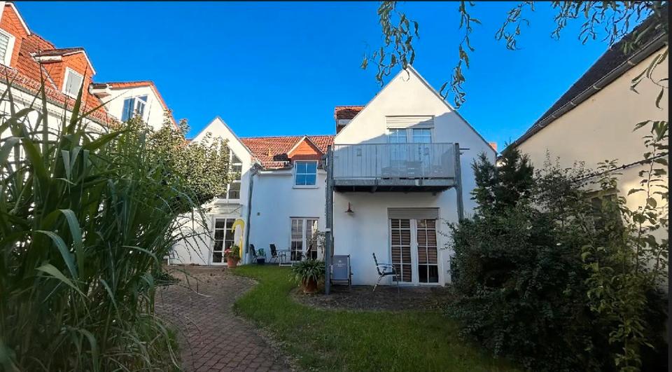 Dachgeschoßwohnung Hochheim am Main - 2 Zimmer, 72 m&sup2;, 870&euro; | Angebot:26232513