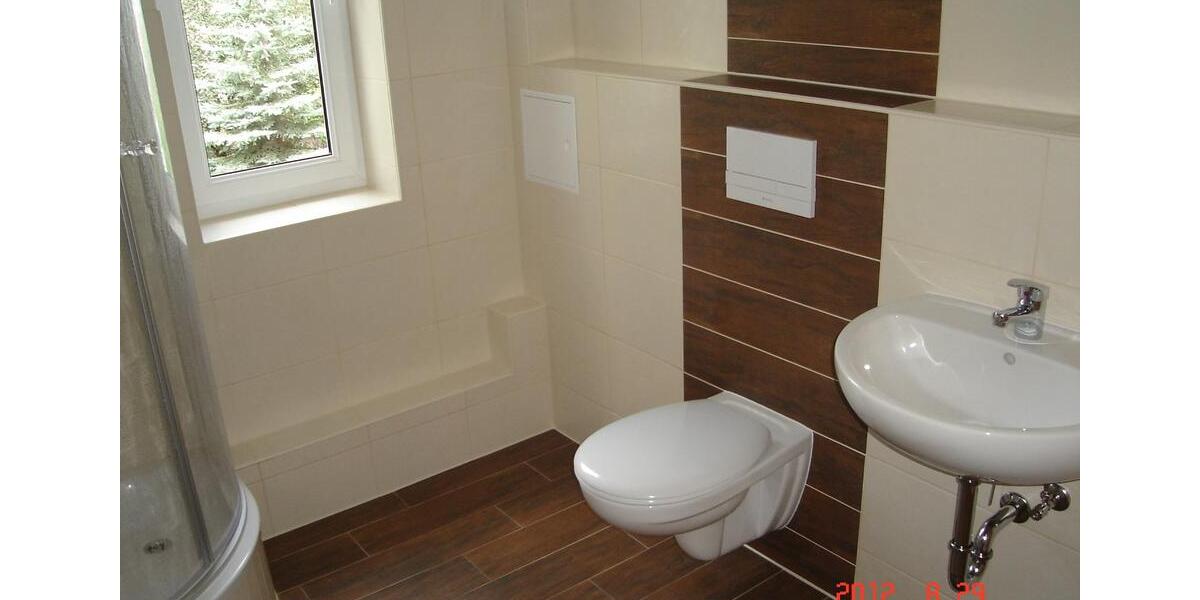 Erdgeschoßwohnung Bitterfeld-Wolfen Bitterfeld - 2 Zimmer, 40 m&sup2;, 280&euro; | Angebot:26587420