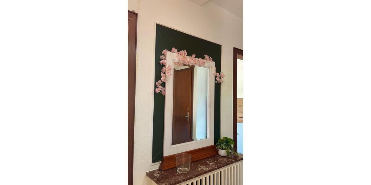Etagenwohnung Engelskirchen - 5 Zimmer, 90 m&sup2;, 90&euro; | Angebot:26517422