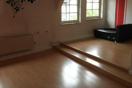 Wohnung Stadtoldendorf - 3 Zimmer, 100 m&sup2;, 600&euro; | Angebot:25719885