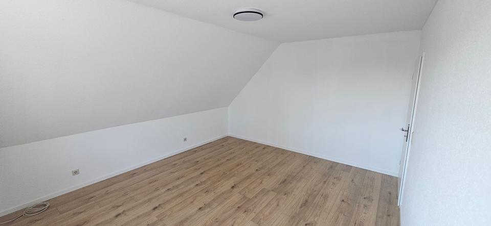 Dachgeschoßwohnung Dörverden - 4.5 Zimmer, 85 m&sup2;, 900&euro; | Angebot:26425149