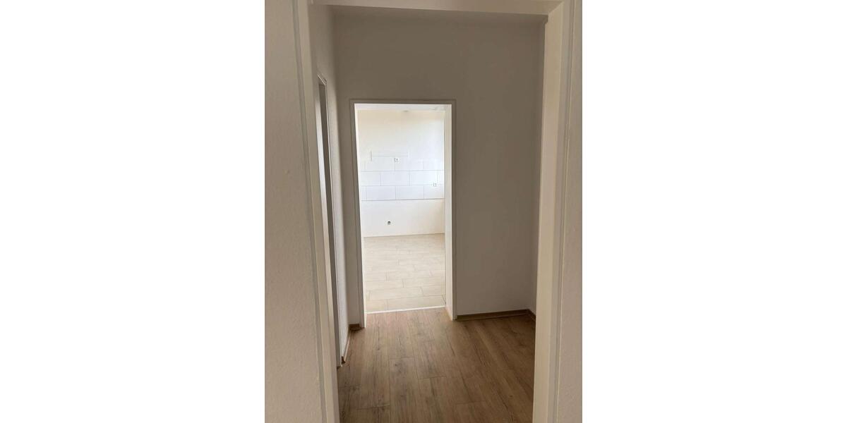 Etagenwohnung Karlsruhe Wettersbach - 4 Zimmer, 126 m&sup2;, 1.225&euro; | Angebot:25145372