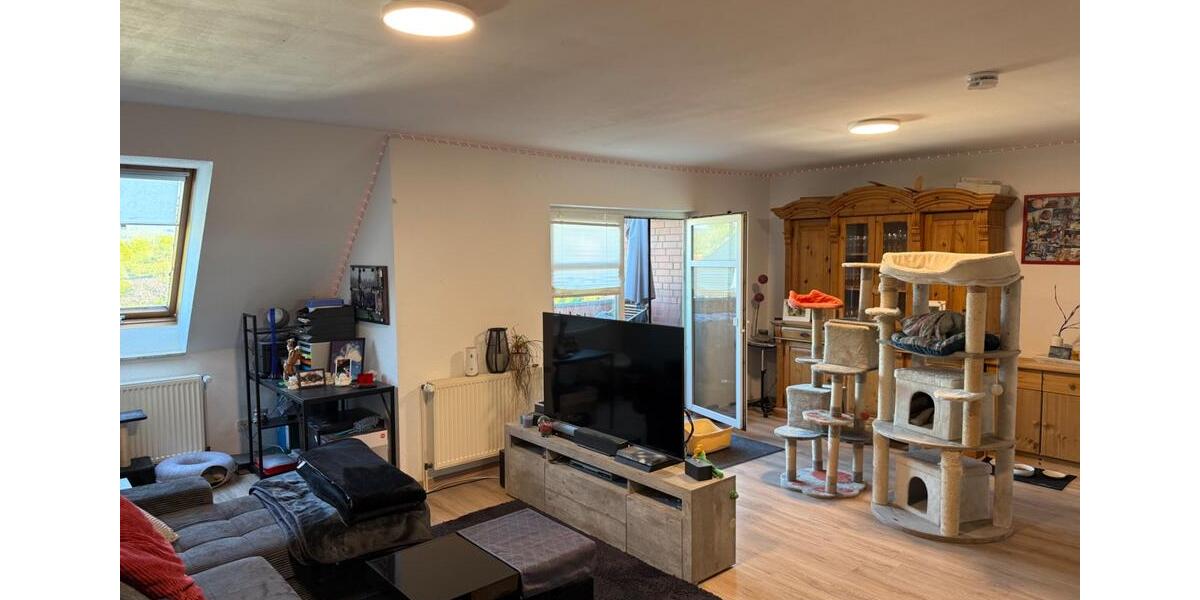 Dachgeschoßwohnung Bückeburg - 3 Zimmer, 89 m&sup2;, 800&euro; | Angebot:26676422