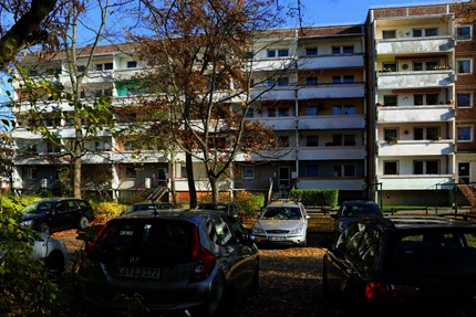 Wohnung Dessau-Roßlau Roßlau - 1 Zimmer, 40 m&sup2;, 240&euro; | Angebot:26813535