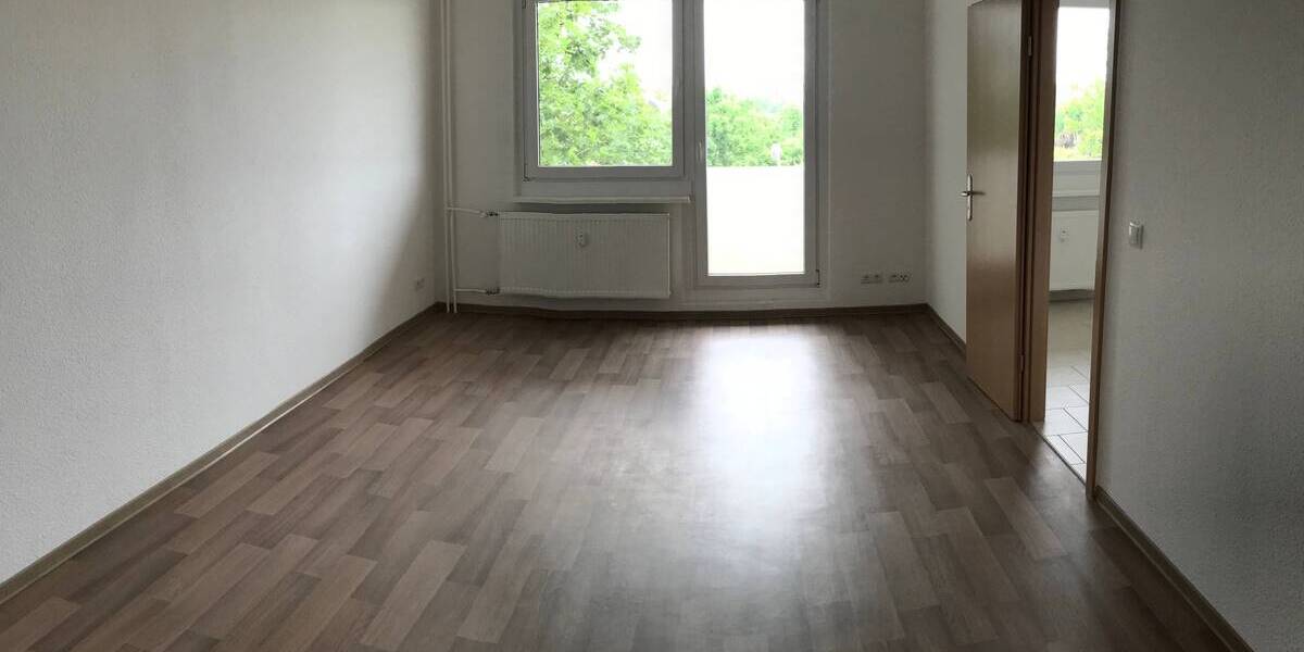 Etagenwohnung Bitterfeld-Wolfen Wolfen - 3 Zimmer, 68 m&sup2;, 481&euro; | Angebot:25781241