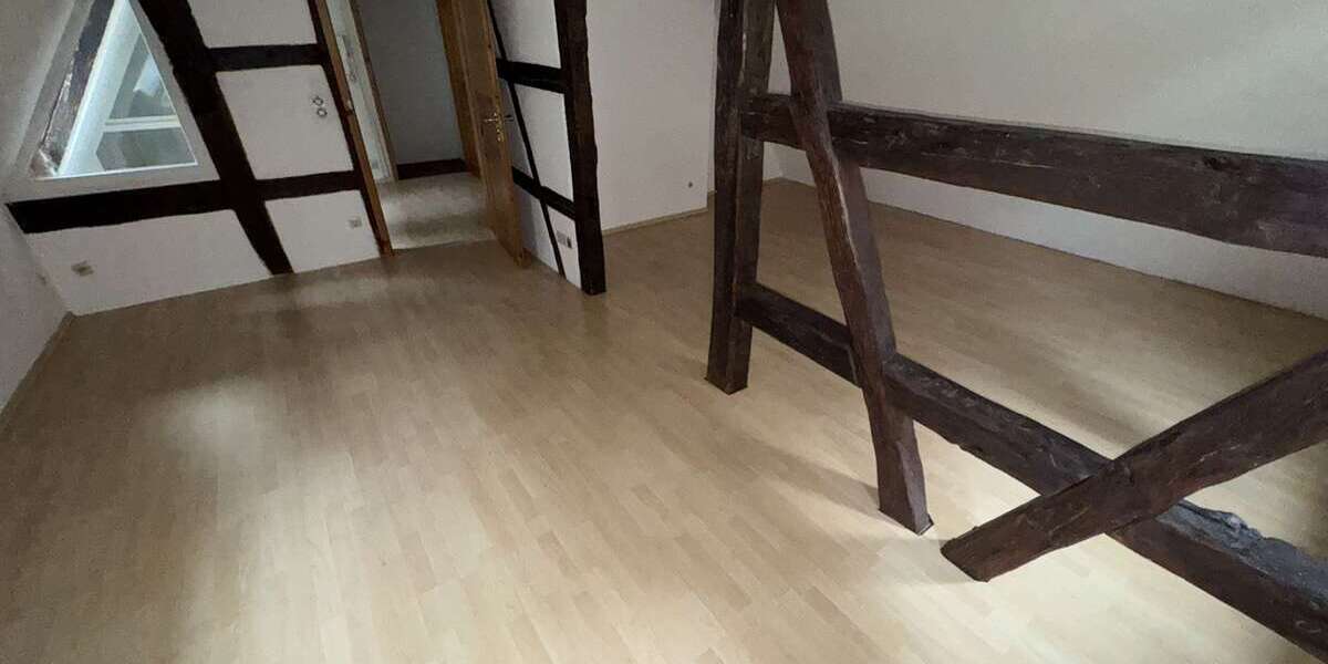 Etagenwohnung Marbach am Neckar - 4.5 Zimmer, 140 m&sup2;, 1.200&euro; | Angebot:17712560