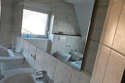 Haus Helmstedt - 7 Zimmer, 178 m&sup2;, 1.400&euro; | Angebot:25768988