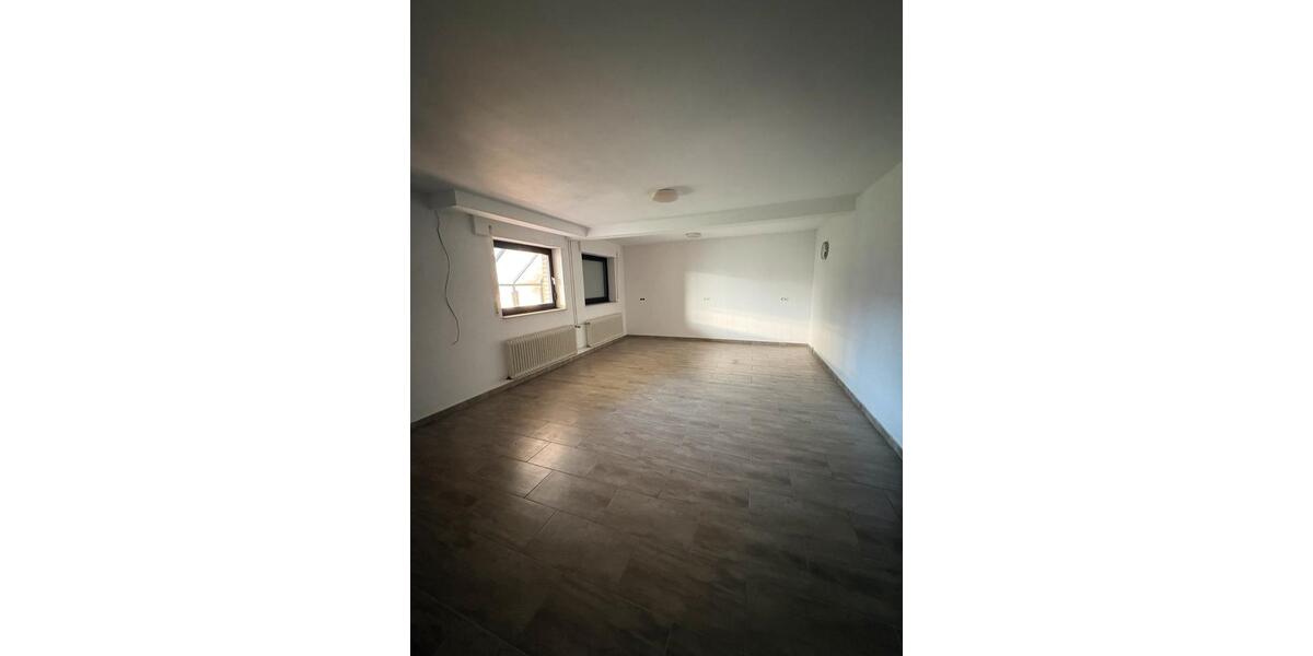 Doppelhaushälfte Eschweiler - 5 Zimmer, 250 m&sup2;, 1.760&euro; | Angebot:25422417