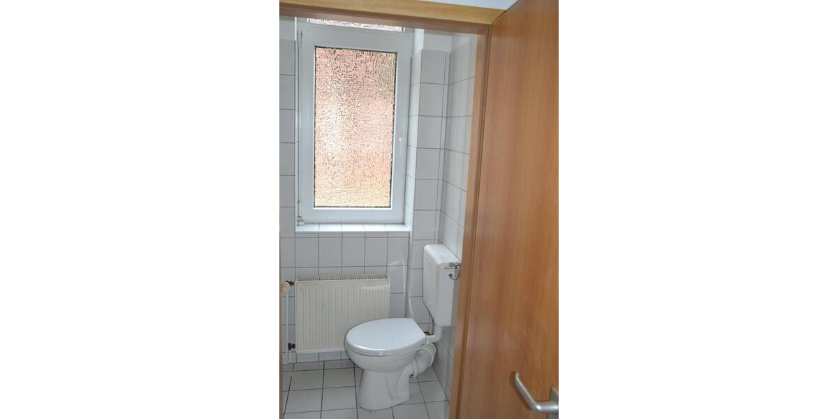 Etagenwohnung Delligsen - 3 Zimmer, 80 m&sup2;, 390&euro; | Angebot:24451083