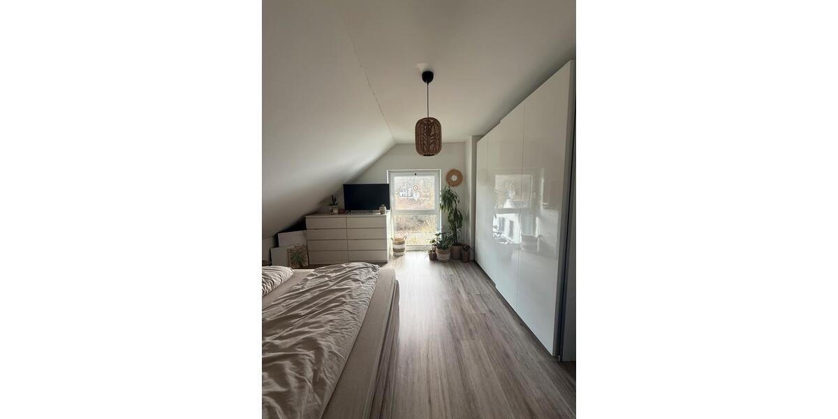 Dachgeschoßwohnung Siegen Kaan-Marienborn - 3 Zimmer, 75 m&sup2;, 800&euro; | Angebot:25160923