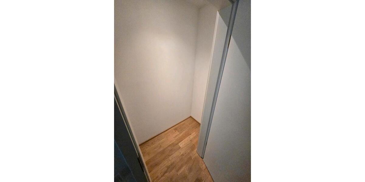 Erdgeschoßwohnung München Bogenhausen - 2.5 Zimmer, 116 m&sup2;, 2.238&euro; | Angebot:26525664
