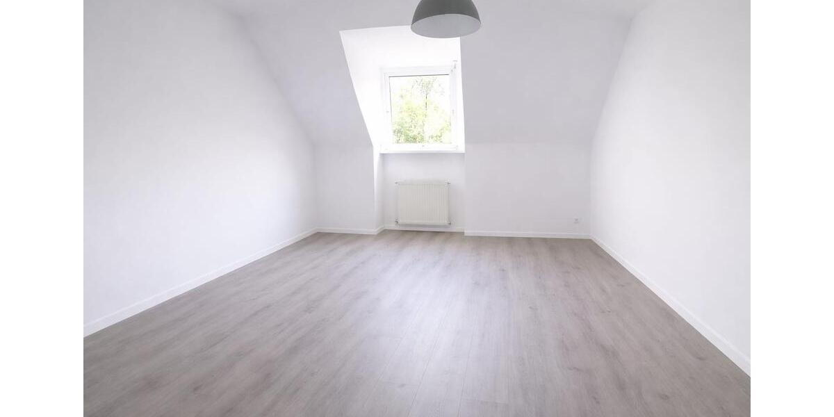 Dachgeschoßwohnung Hagen - 3.5 Zimmer, 68 m&sup2;, 805&euro; | Angebot:26194893