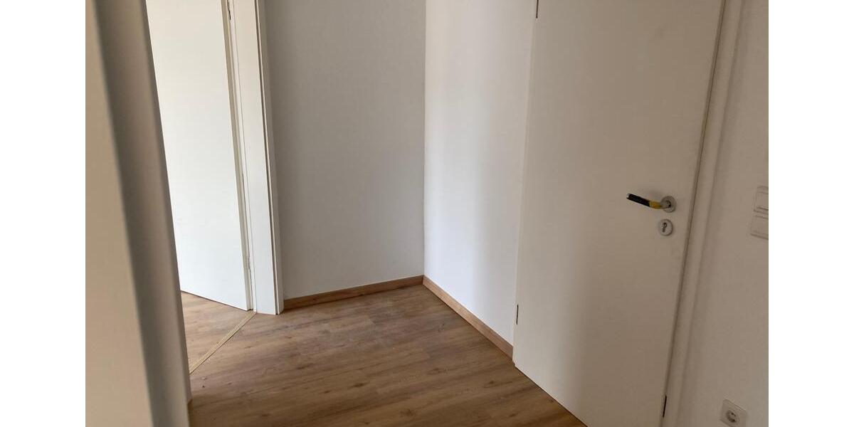Dachgeschoßwohnung Münster Mitte-Süd - 3 Zimmer, 110 m&sup2;, 1.500&euro; | Angebot:25406231