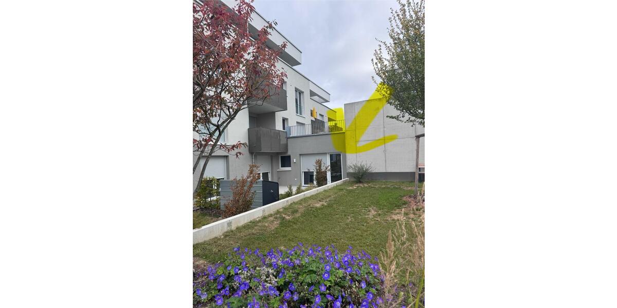 Erstbezug: Barrierefreie 3-Zi. Whg. Inkl Küche und 2 Parkplätzen 3 zimmer