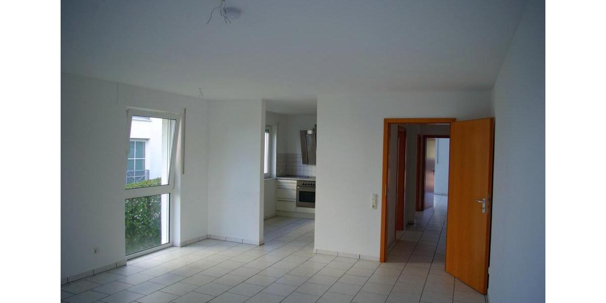 Hochparterre Roetgen - 3 Zimmer, 88 m&sup2;, 760&euro; | Angebot:26676657