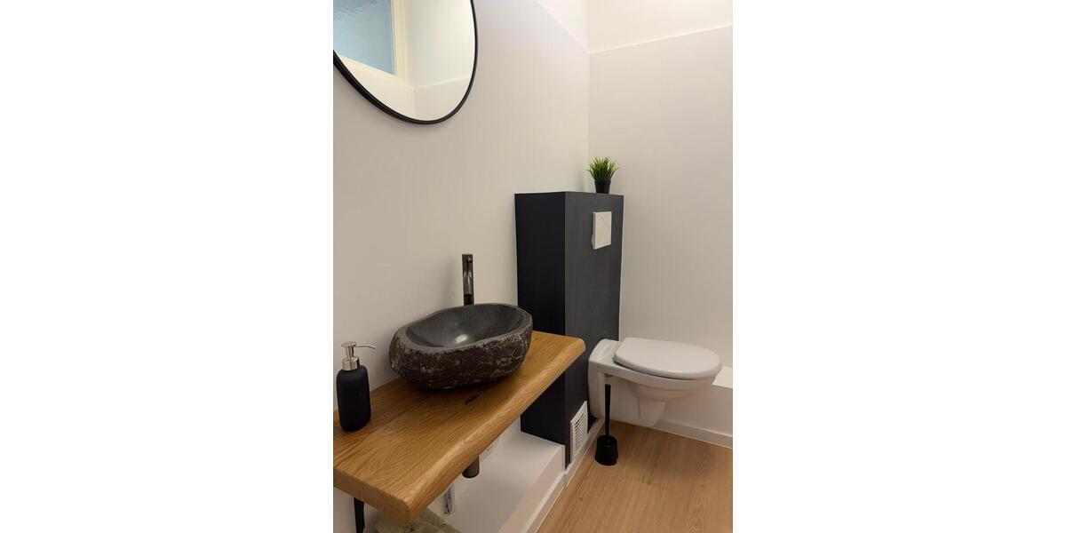 Wohnen auf Zeit Oldenburg Dobbenviertel - 5 Zimmer, 120 m&sup2;, 270&euro; | Angebot:26544609