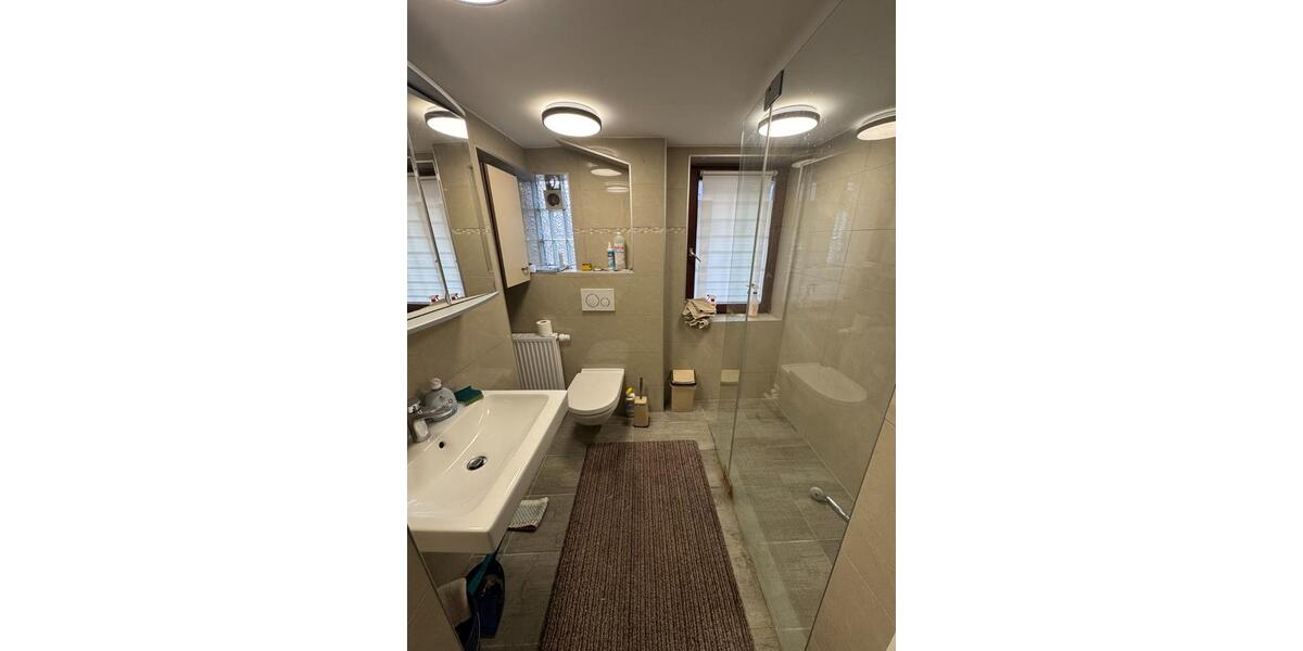 Doppelhaushälfte Stuttgart Luginsland - 4 Zimmer, 112 m&sup2;, 1.560&euro; | Angebot:25080214