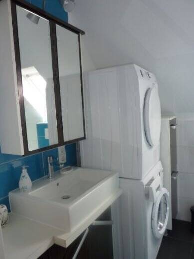 Etagenwohnung Heilbronn - 2 Zimmer, 80 m&sup2;, 1.300&euro; | Angebot:26107225