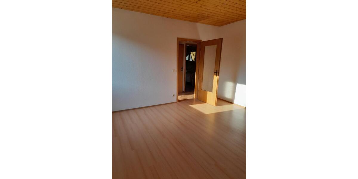 Dachgeschoßwohnung Albstadt Gemarkung Onstmettingen - 2 Zimmer, 55 m&sup2;, 500&euro; | Angebot:26507783