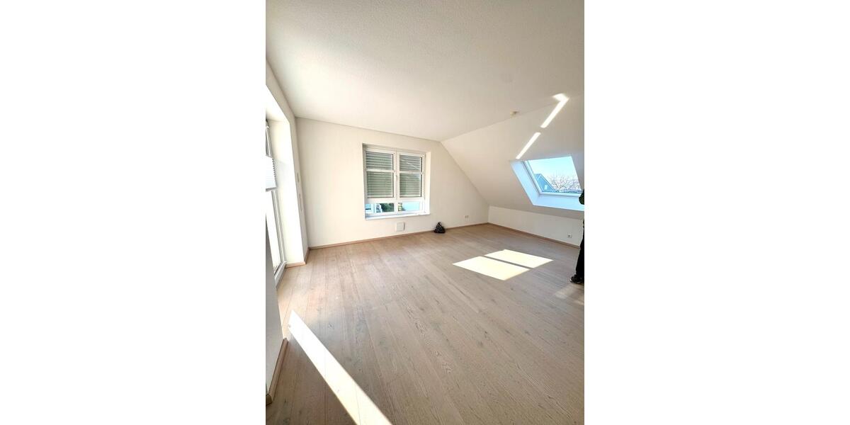 Dachgeschoßwohnung Bad Oeynhausen Rehme - 2 Zimmer, 80 m&sup2;, 820&euro; | Angebot:26297454