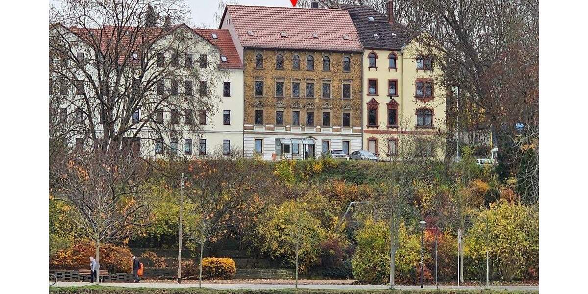 Etagenwohnung Altenburg - 4 Zimmer, 104 m&sup2;, 400&euro; | Angebot:24990105