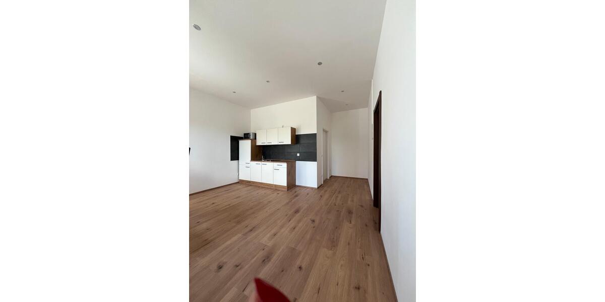 Etagenwohnung Dickenschied - 1 Zimmer, 25 m&sup2;, 600&euro; | Angebot:25757102