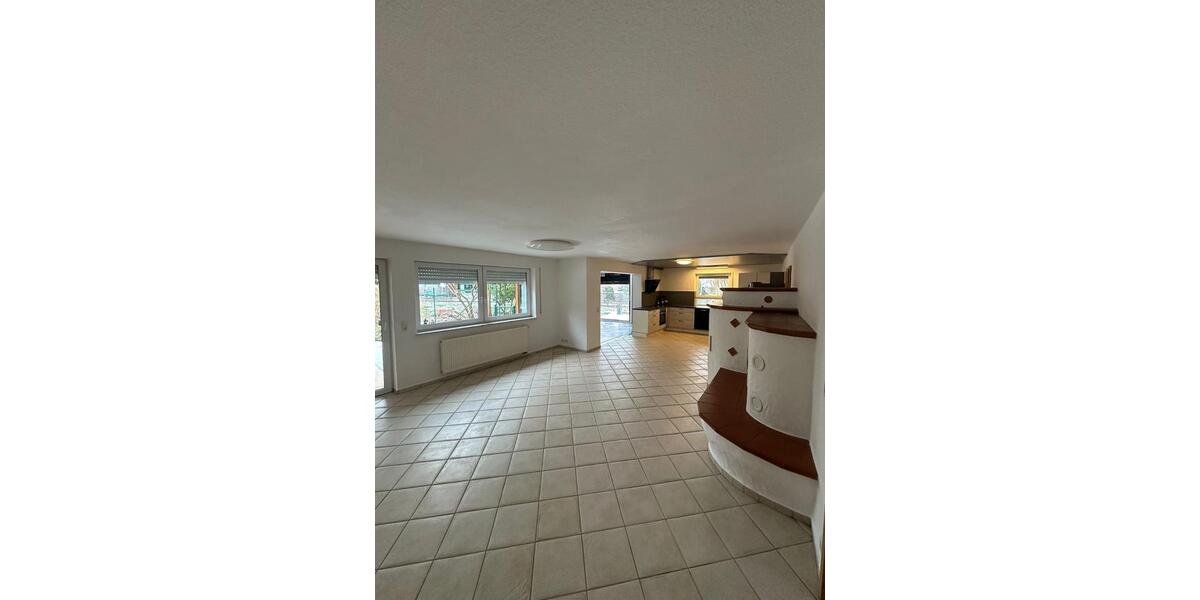 Einfamilienhaus Rheinhausen - 5 Zimmer, 150 m&sup2;, 2.395&euro; | Angebot:25053412