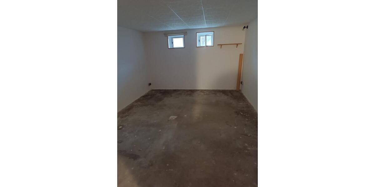 Etagenwohnung Haselbachtal - 3 Zimmer, 59 m&sup2;, 310&euro; | Angebot:24752122