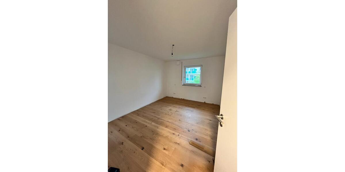 Etagenwohnung Edling - 3 Zimmer, 85 m&sup2;, 1.295&euro; | Angebot:26573298