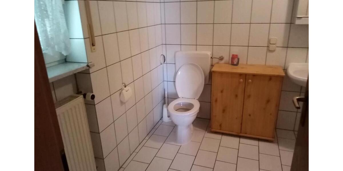 Erdgeschoßwohnung Obertraubling - 2 Zimmer, 25 m&sup2;, 600&euro; | Angebot:19860042