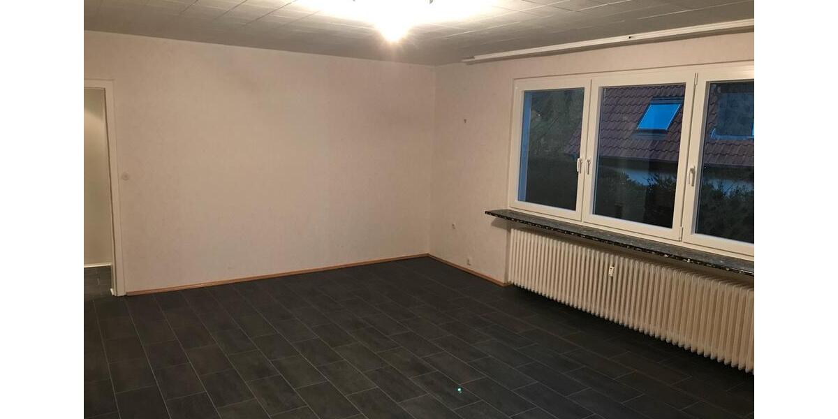 Etagenwohnung Bad Gandersheim - 4 Zimmer, 100 m&sup2;, 600&euro; | Angebot:25539315