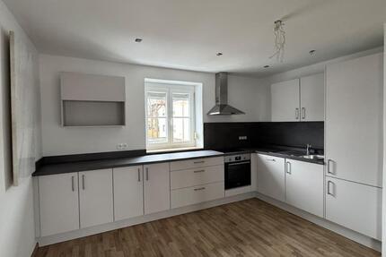 Wohnung Sulzbach-Rosenberg Rosenberg - 2 Zimmer, 67 m&sup2;, 635&euro; | Angebot:25104484