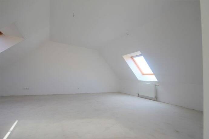 Etagenwohnung Hohenstein-Ernstthal Ernstthal - 2 Zimmer, 77 m&sup2;, 360&euro; | Angebot:24113289