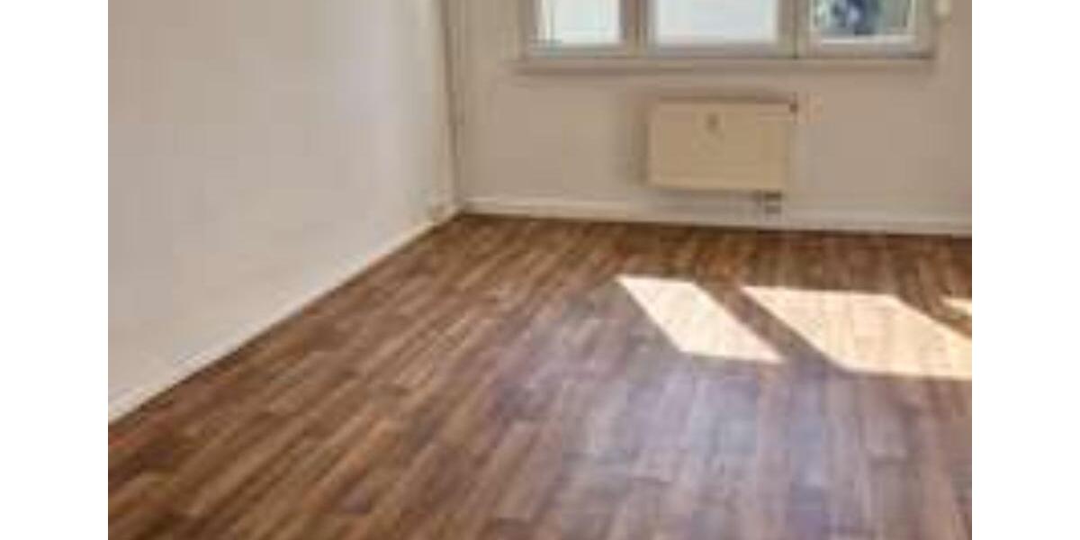 Etagenwohnung Borna - 1 Zimmer, 32 m&sup2;, 330&euro; | Angebot:25145937