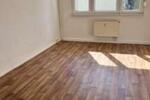 Etagenwohnung Borna - 3 Zimmer, 60 m&sup2;, 330&euro; | Angebot:25145937