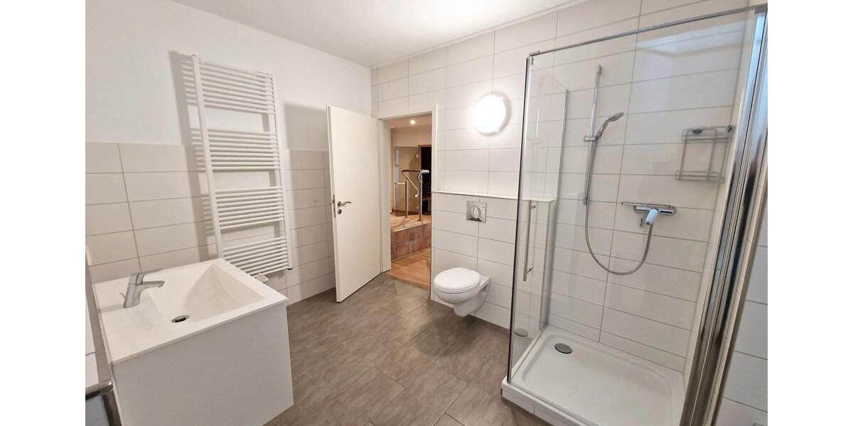 Etagenwohnung Bautzen - 3 Zimmer, 173 m&sup2;, 800&euro; | Angebot:26678299
