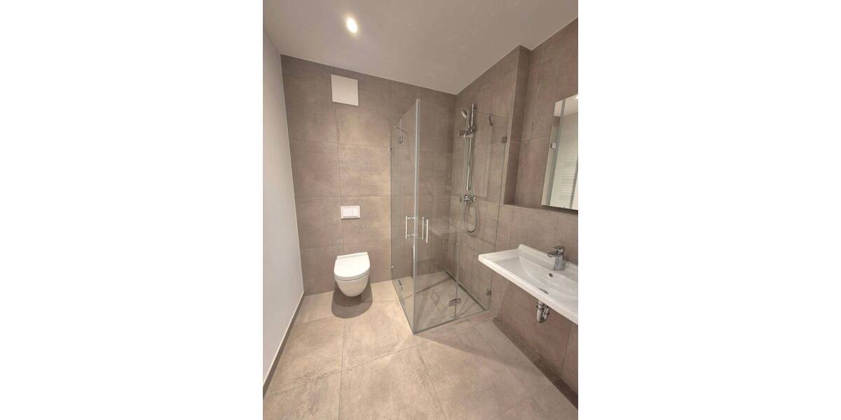 Etagenwohnung Hannover Vahrenwald - 3 Zimmer, 113 m&sup2;, 1.872&euro; | Angebot:26929506